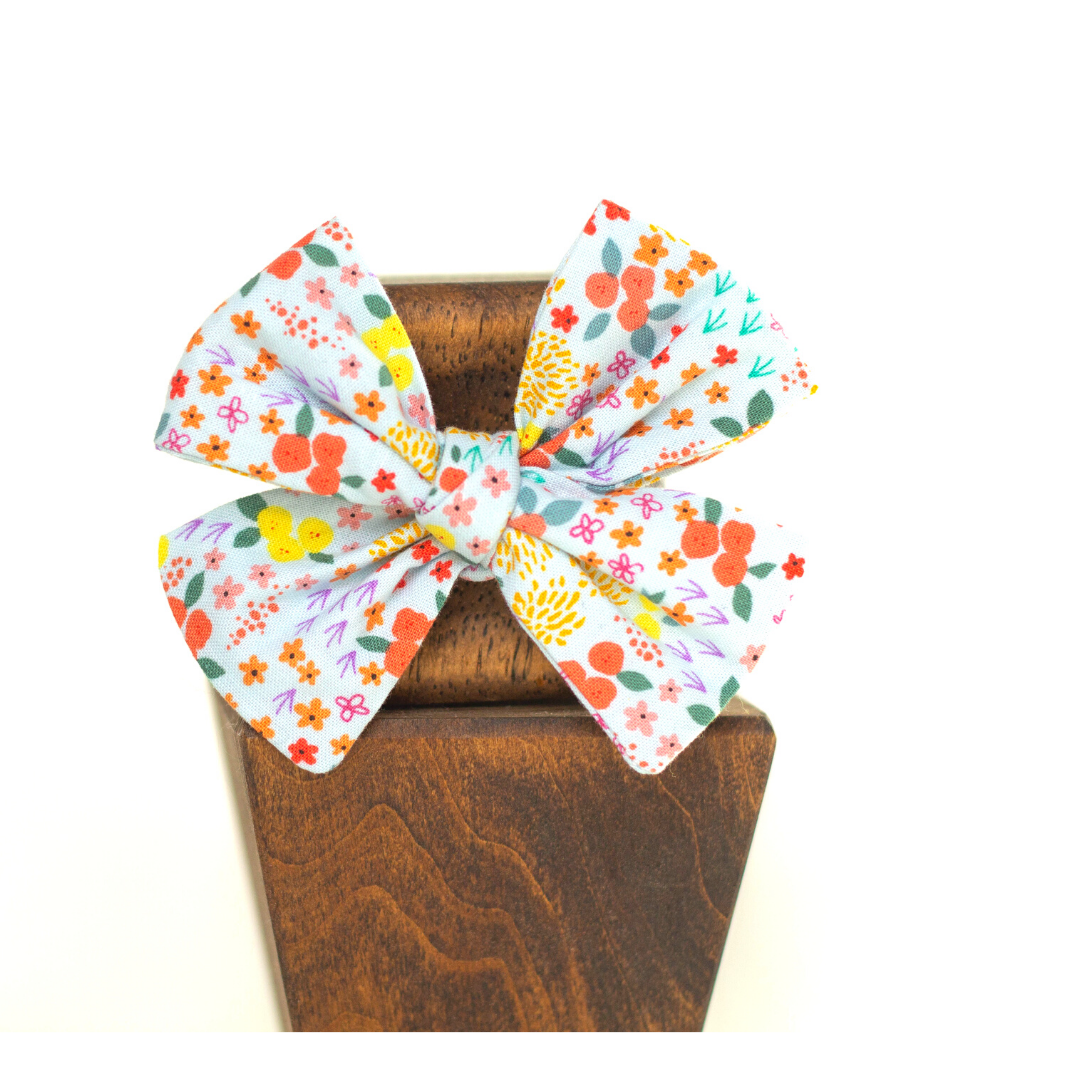 March Blooms florals pinwheel hair bow
